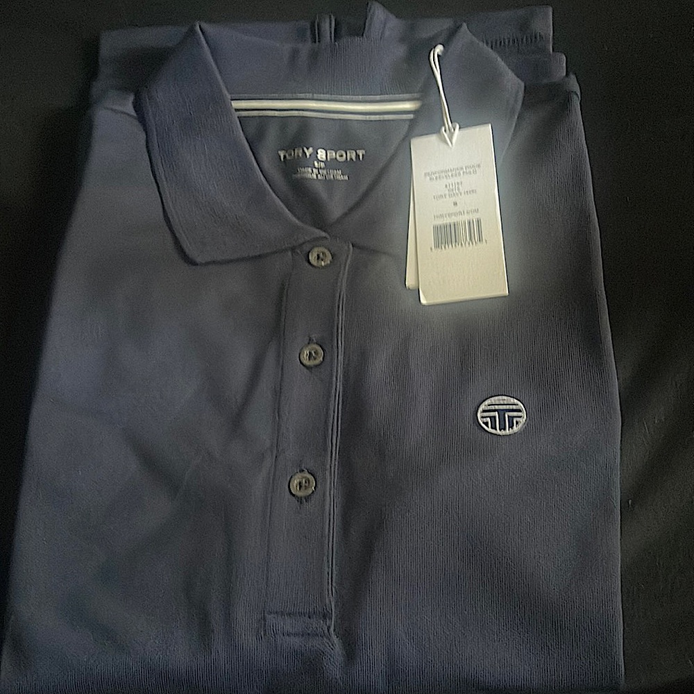 I’m selling a Tory Sport polo shirt that is new and never worn still has the tag